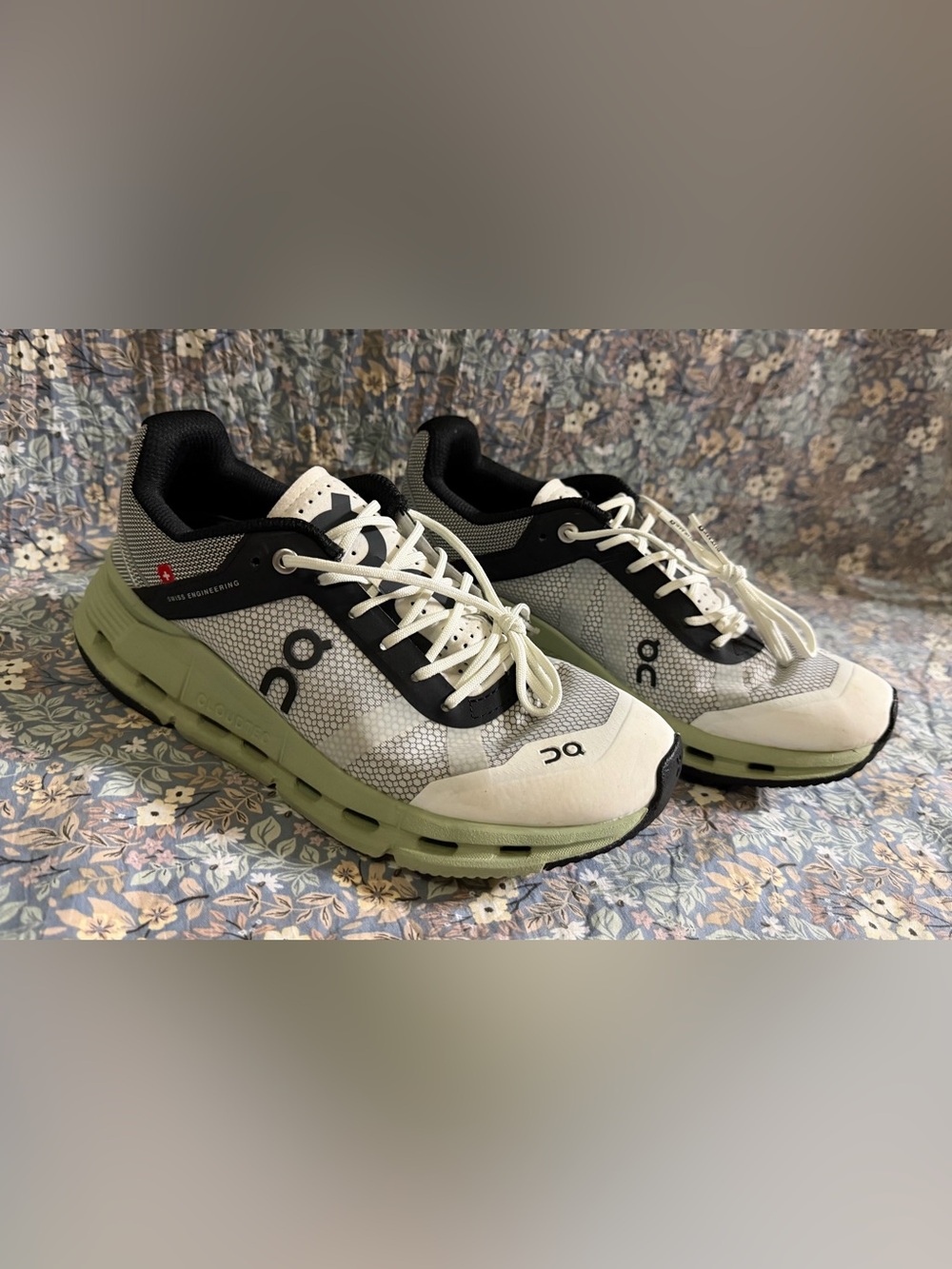 On Running Cloudnova Z5 Rush Black/White Women's Shoes
